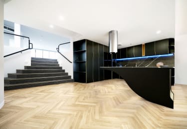 Modern Penthouse, Melbourne